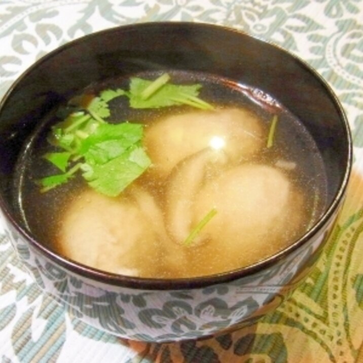 鶏団子と椎茸のお吸い物